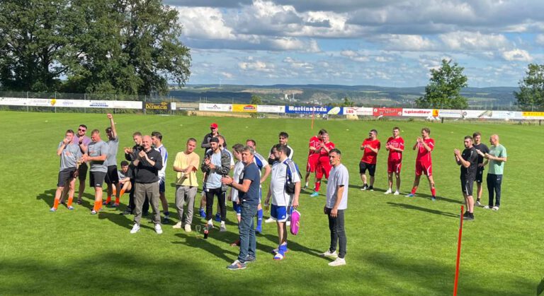 Mehr über den Artikel erfahren Benefizfußballturnier zugunsten von Hochwasserbetroffenen